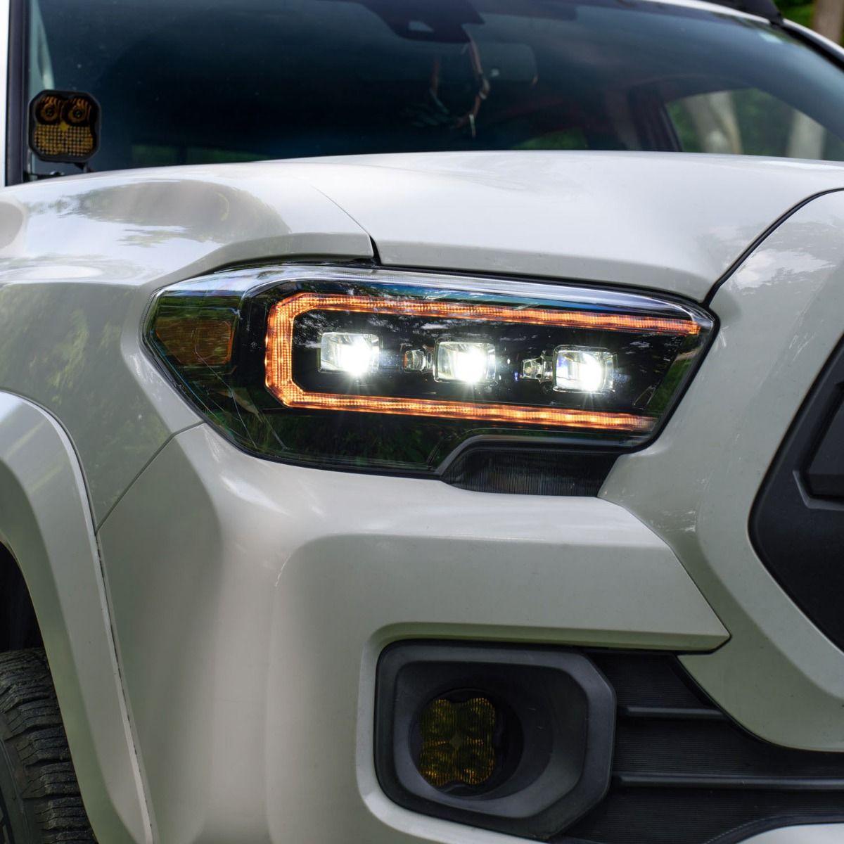 Diode Dynamics Form Lightning 2016-2023 Toyota Tacoma Sequential LED Projector Headlights with Amber DRL (pair)