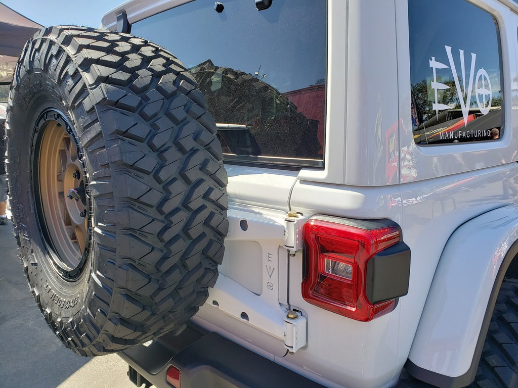 EVOMFG JEEP WRANGLER HEAVY DUTY HINGED SPARE TIRE CARRIER FOR JL/JLU
