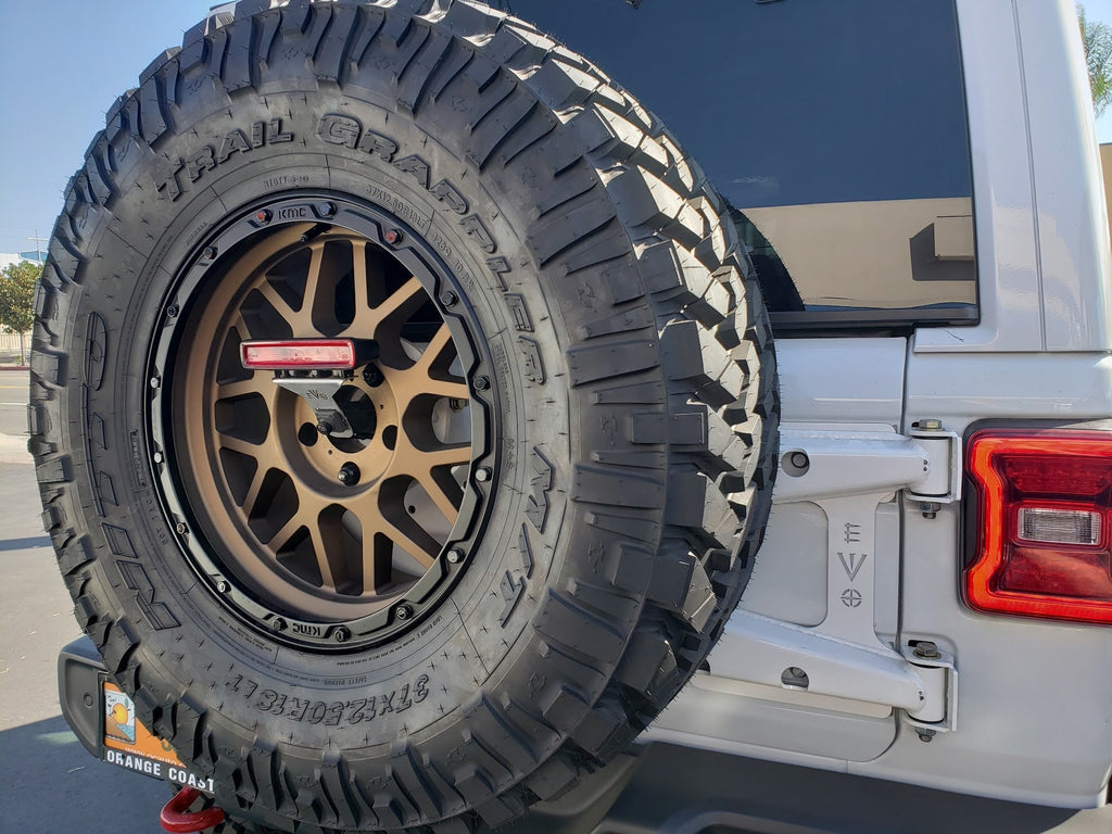 EVOMFG JEEP WRANGLER HEAVY DUTY HINGED SPARE TIRE CARRIER FOR JL/JLU